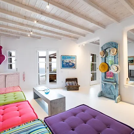 Melangio Private Pool & Sunrise Views - Location Villa