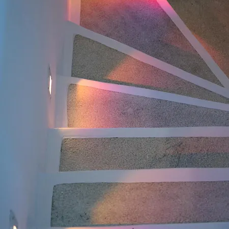 Melangio Private Pool&sunrise Views - Location