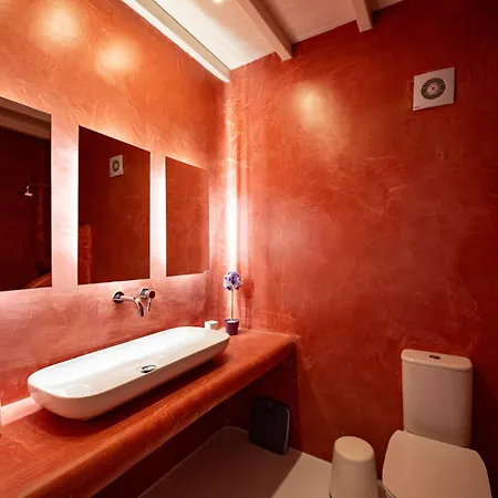 Melangio Private Pool&sunrise Views - Location *